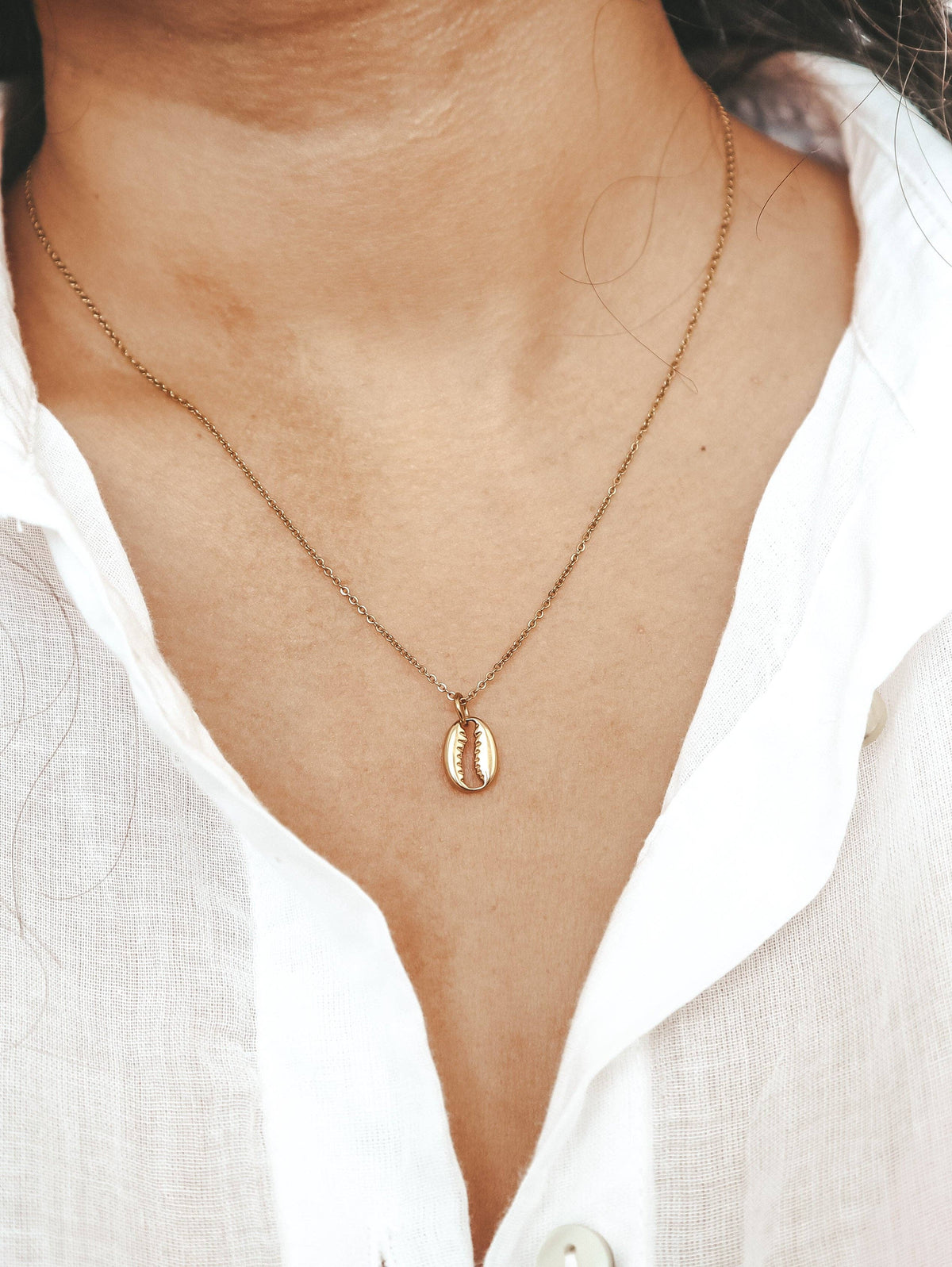 Lakey Peak Cowrie Shell Gold Necklace